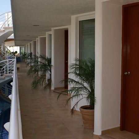 Suites Riviera Канкун Екстериор снимка