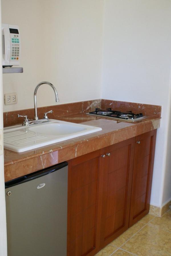 Suites Riviera Канкун Екстериор снимка