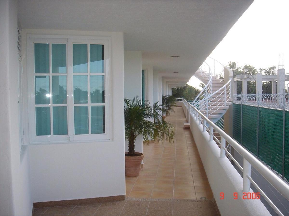 Suites Riviera Канкун Екстериор снимка