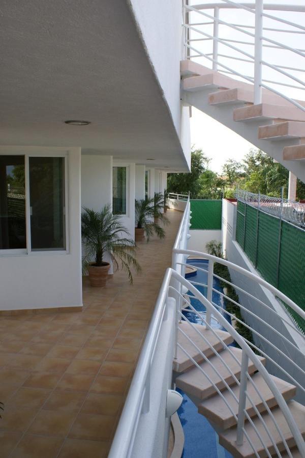 Suites Riviera Канкун Екстериор снимка