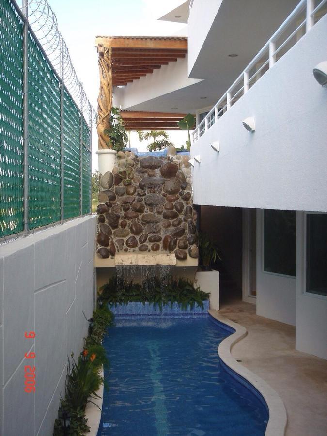 Suites Riviera Канкун Екстериор снимка